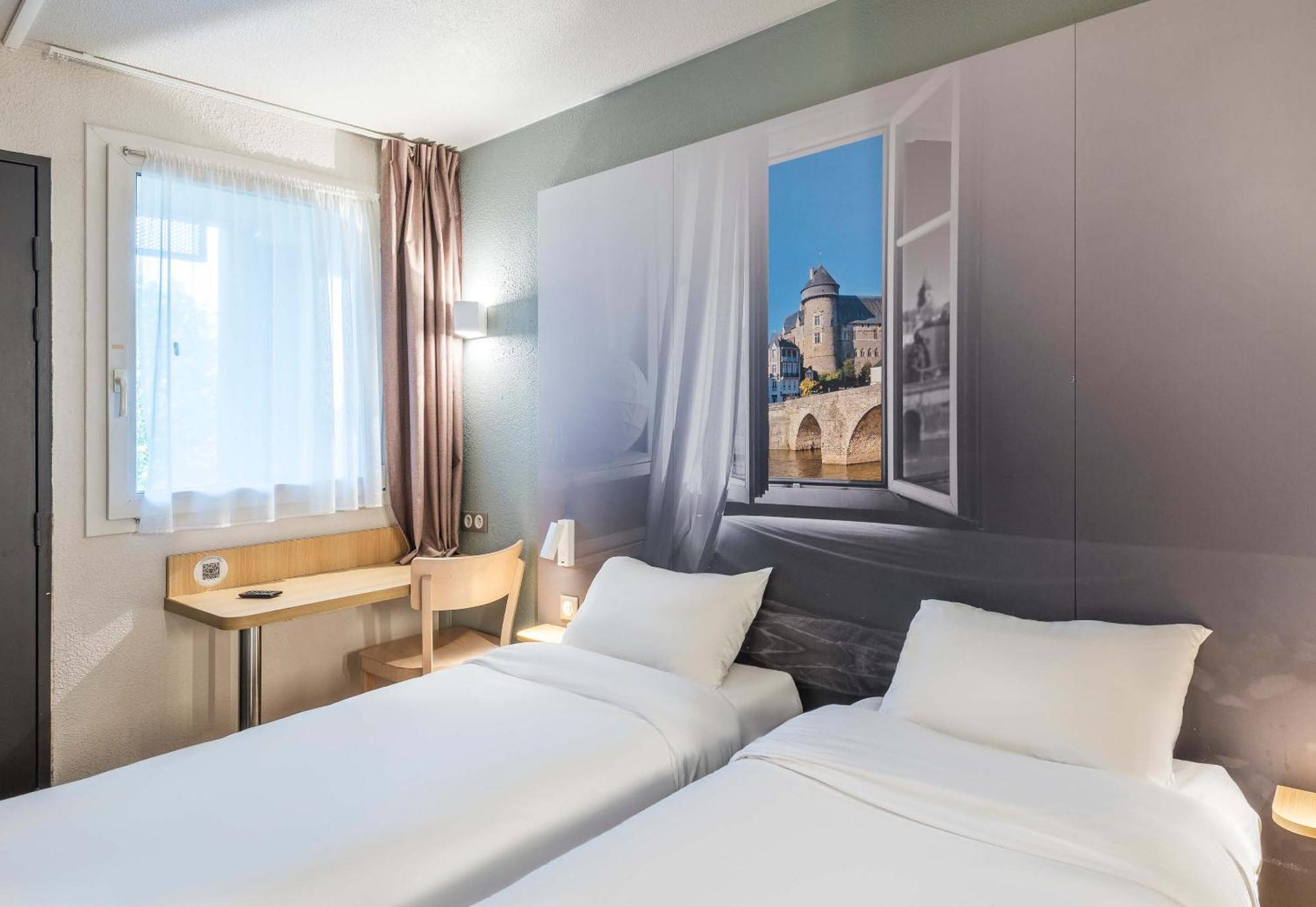B&B Hotel Laval Change Экстерьер фото