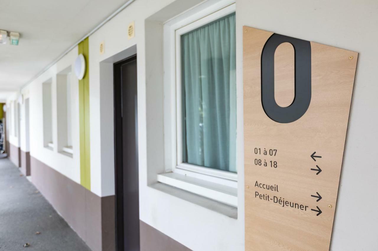 B&B Hotel Laval Change Экстерьер фото